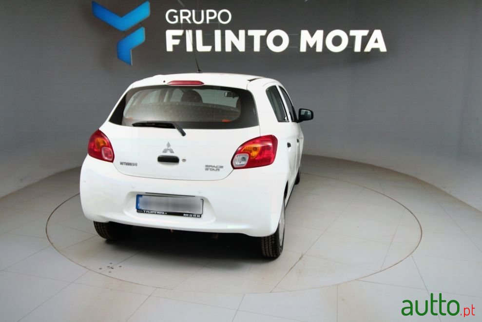 2015' Mitsubishi Space Star photo #3