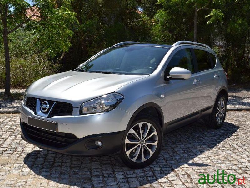 2010' Nissan Qashqai photo #1