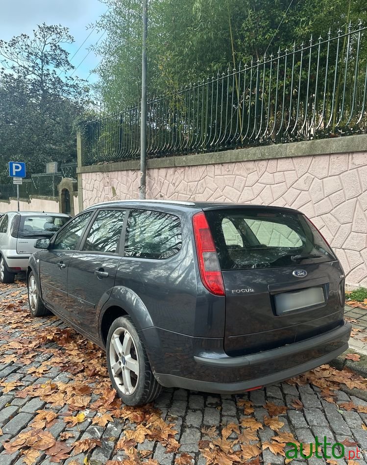 2006' Ford Focus 1.6 Tdci Dpf Ghia photo #4