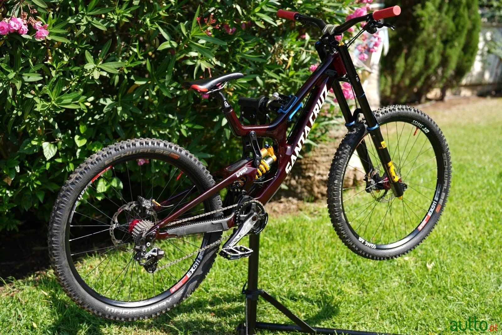 2023' Specialized Santa Cruz V10 L MX photo #2