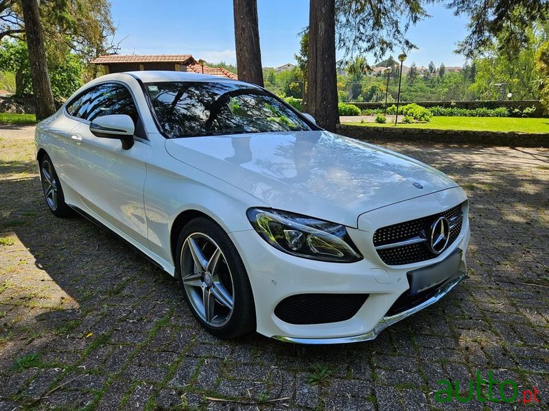 2015' Mercedes-Benz C 250 photo #5