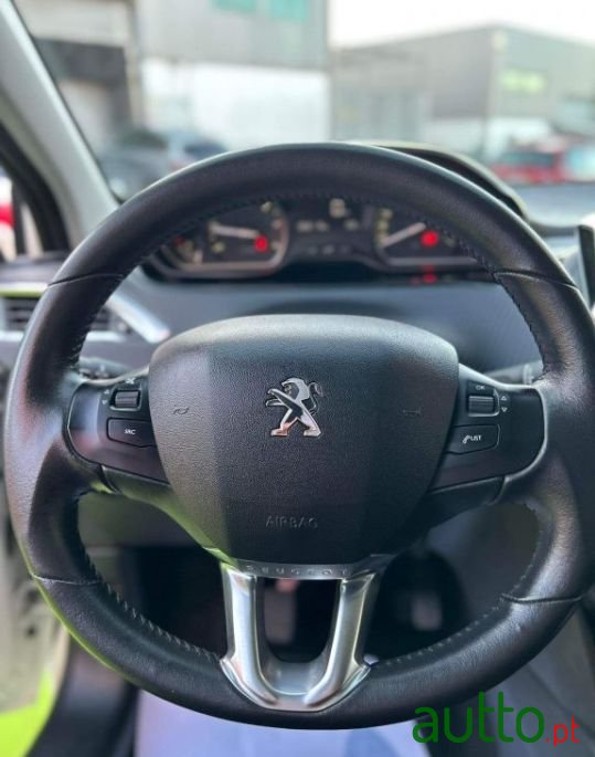 2018' Peugeot 208 photo #3