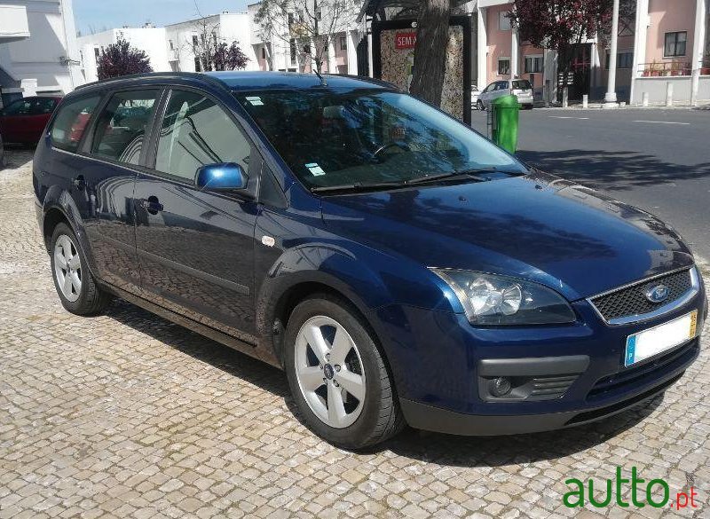 2005' Ford Focus Sw Sport photo #1