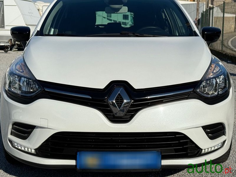 2019' Renault Clio 0.9 Tce Limited photo #5