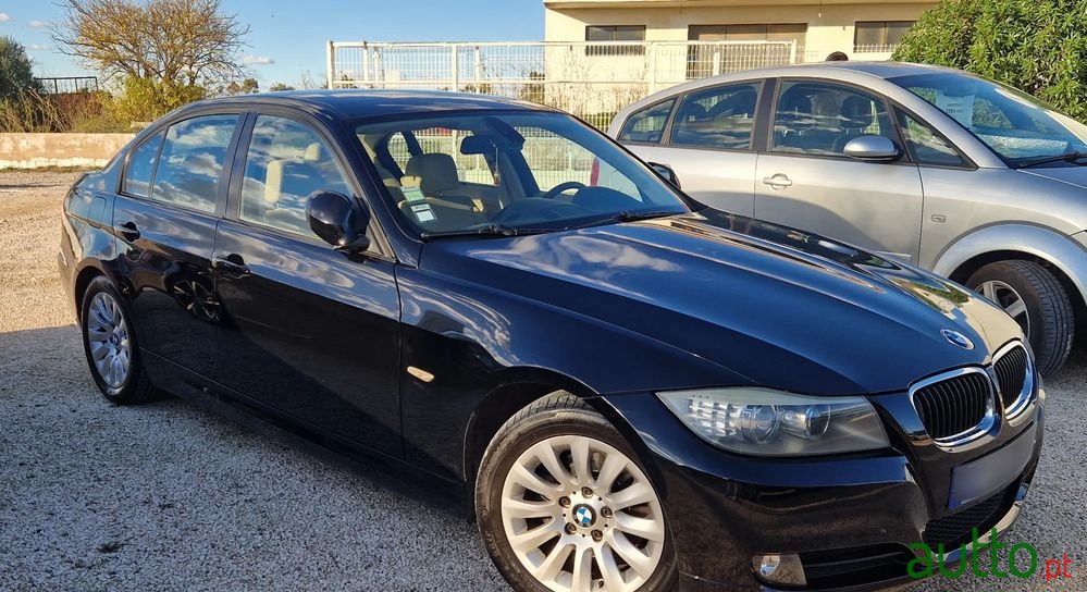 2009' BMW Série 3 Ia Exclusive photo #4