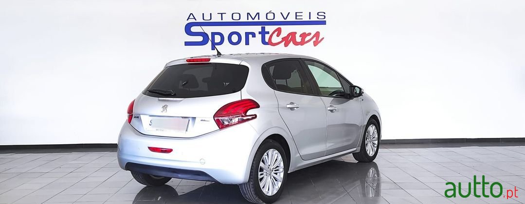 2017' Peugeot 208 photo #2