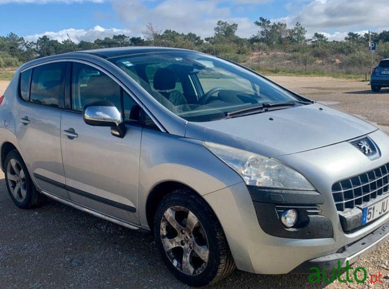 2010' Peugeot 3008 photo #2