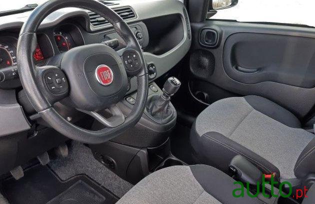 2017' Fiat Panda photo #1