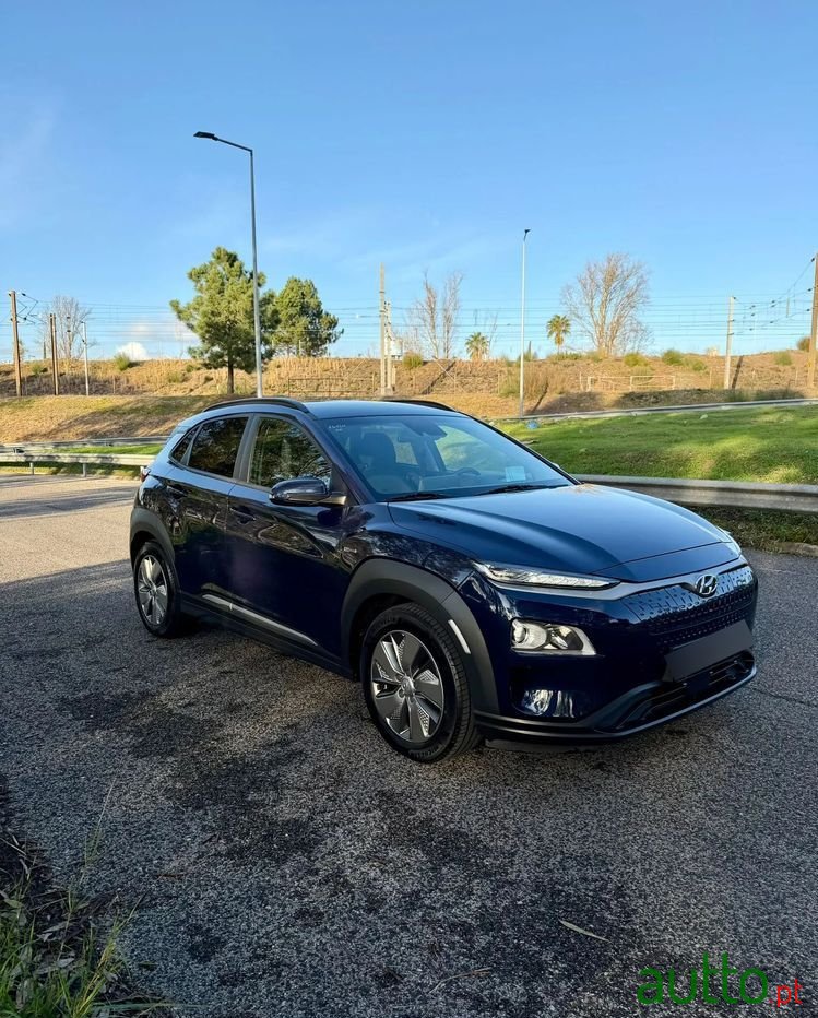 2020' Hyundai Kauai Premium photo #4
