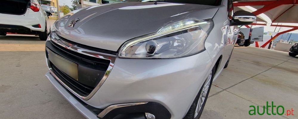 2016' Peugeot 208 photo #4