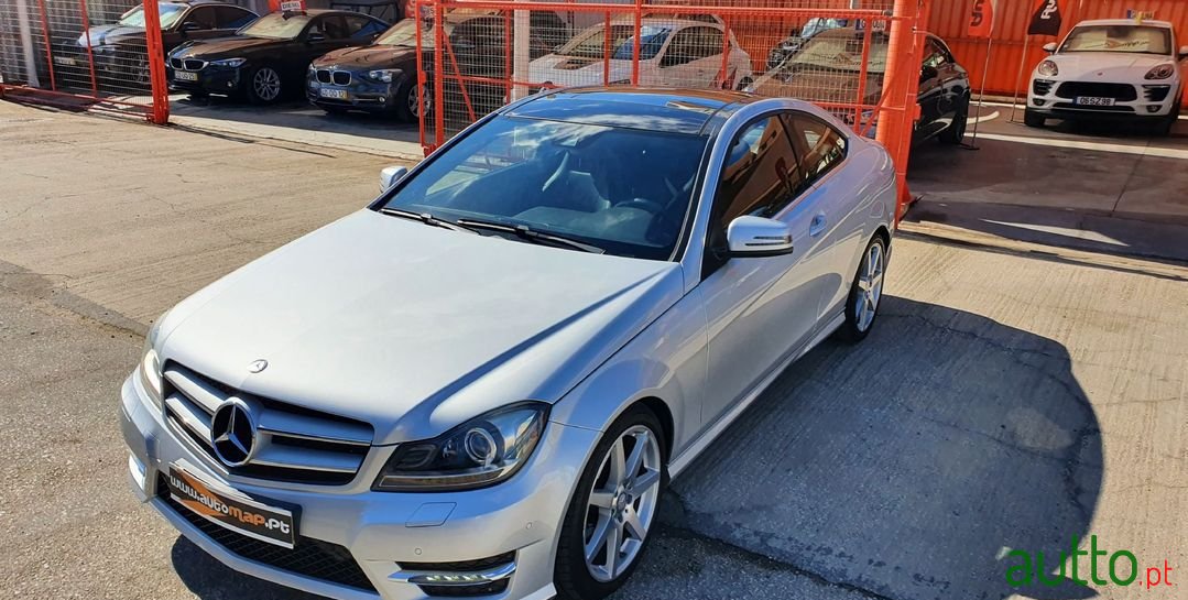 2015' Mercedes-Benz C-220 photo #5