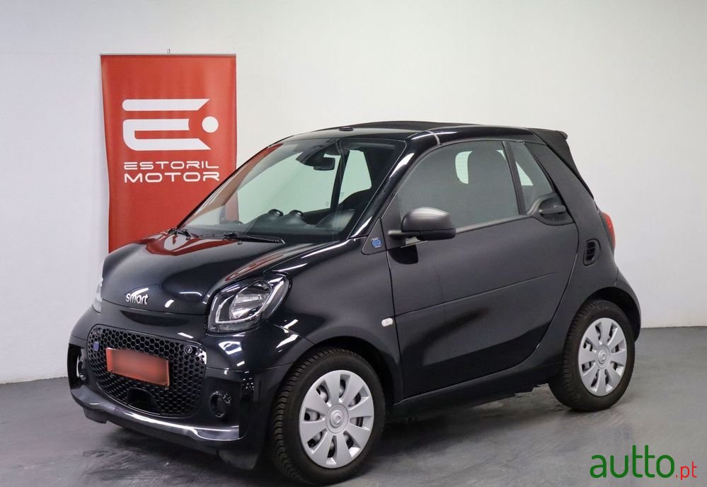 2021' Smart Fortwo Passion photo #2