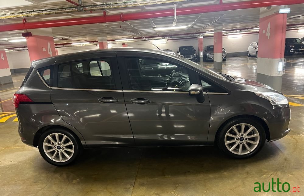 2015' Ford B-MAX 1.0 Scti Titanium photo #4