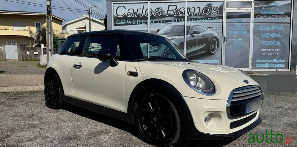 2015' MINI Cooper D 3 Portas photo #4