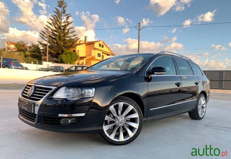 2009' Volkswagen Passat Variant photo #1