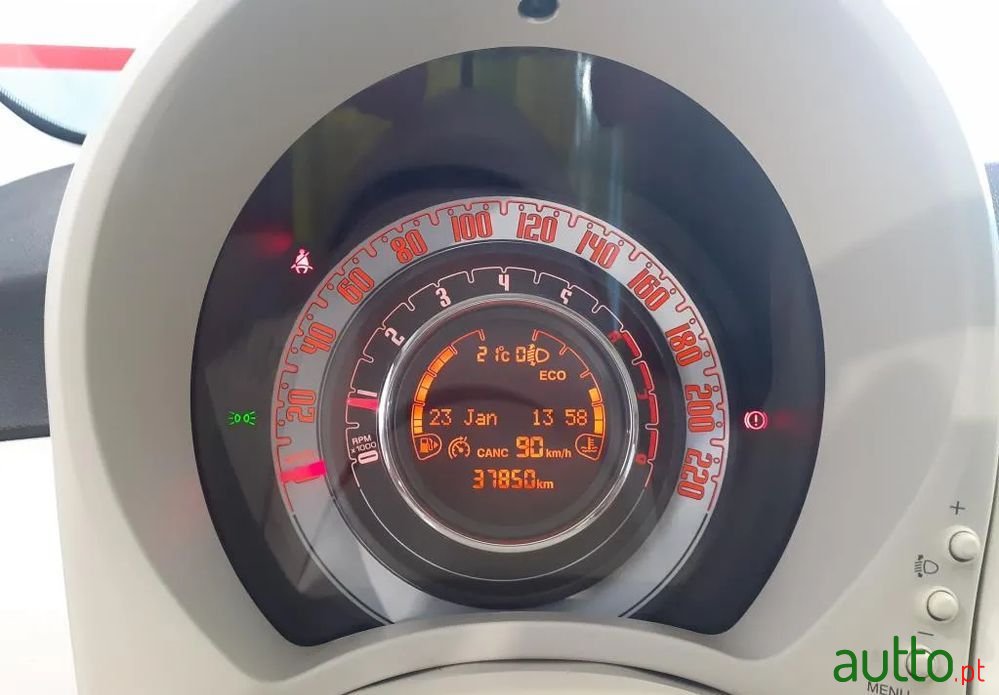 2020' Fiat 500 photo #4