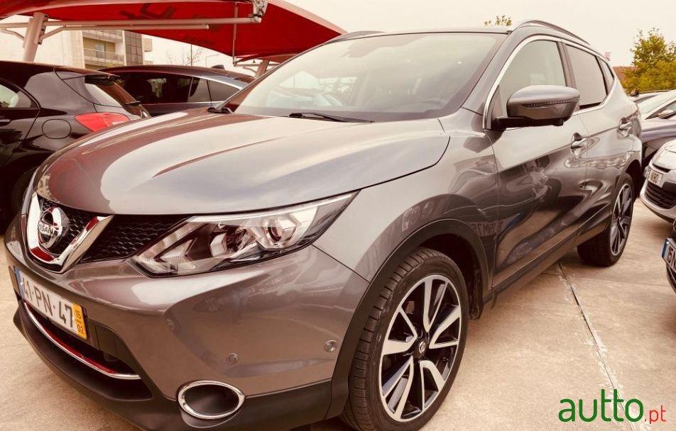 2015' Nissan Qashqai photo #3