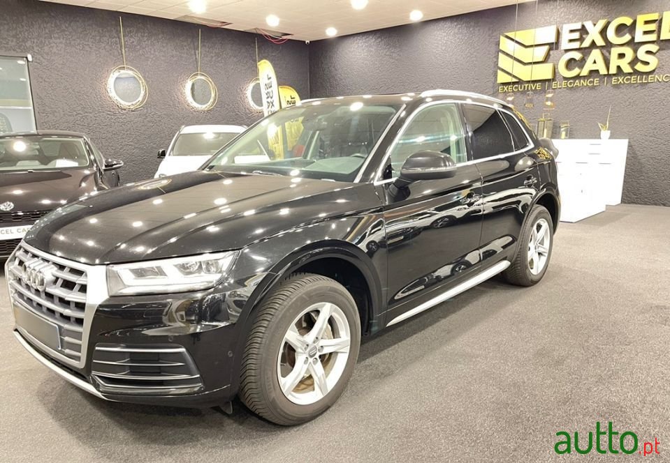 2019' Audi Q5 S-Tronic photo #1