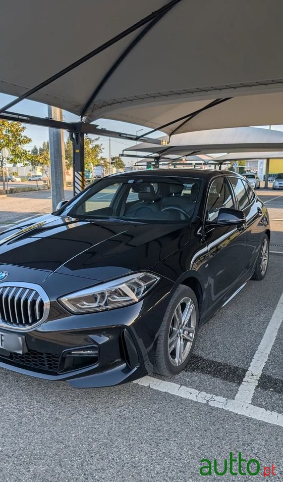 2020' BMW Série 1 photo #2