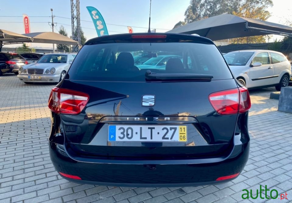 2011' SEAT Ibiza St photo #5