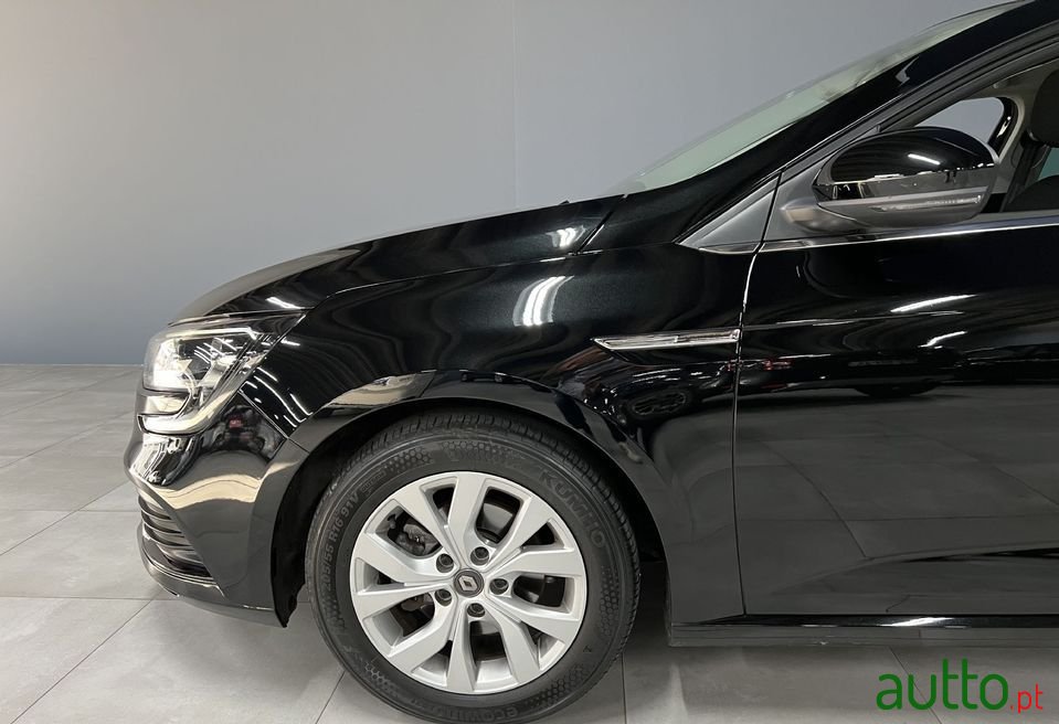2019' Renault Megane Sport Tourer photo #5