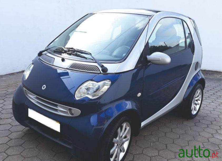2004' Smart Fortwo 3 Portas photo #1