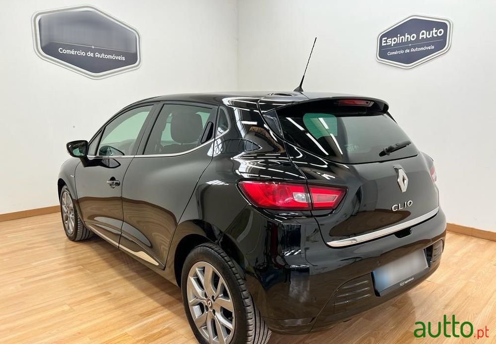 2019' Renault Clio 0.9 Tce Limited photo #2