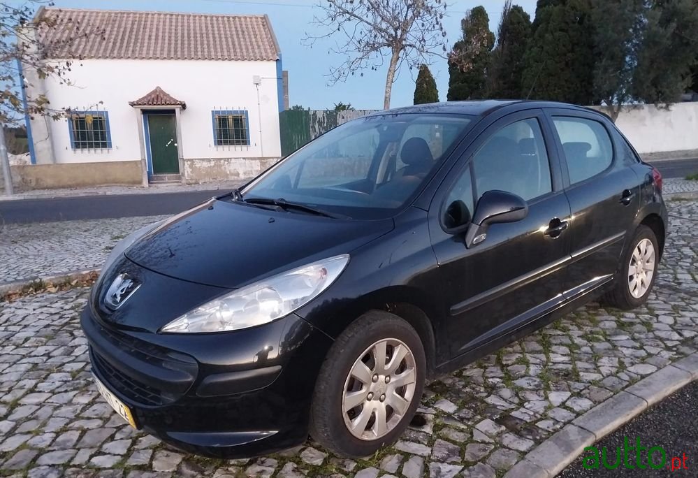 2009' Peugeot 207 1.4 16V Active photo #1