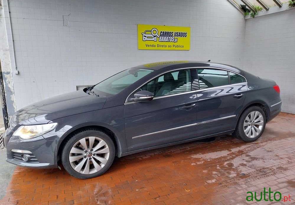 2011' Volkswagen Passat 2.0 Tdi Blue photo #2