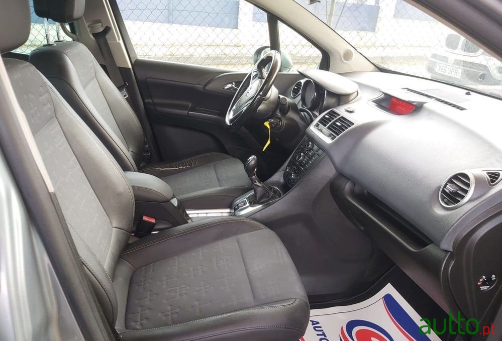 2011' Opel Meriva 1.3 Cdti Cosmo photo #6