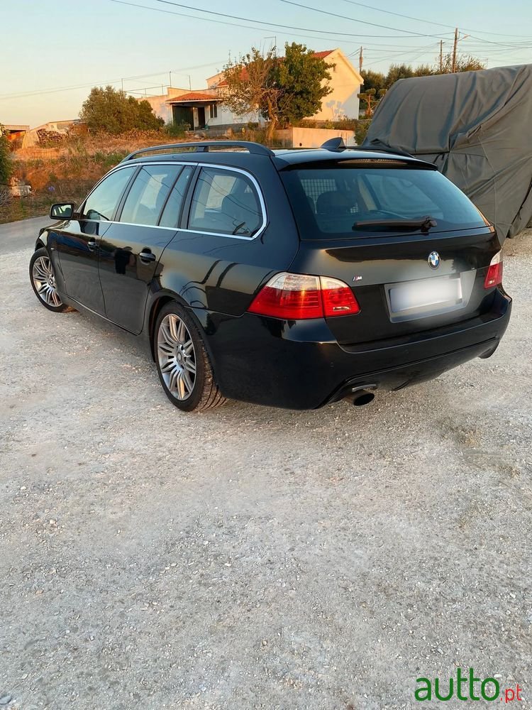 2007' BMW Série 5 Da Touring photo #3