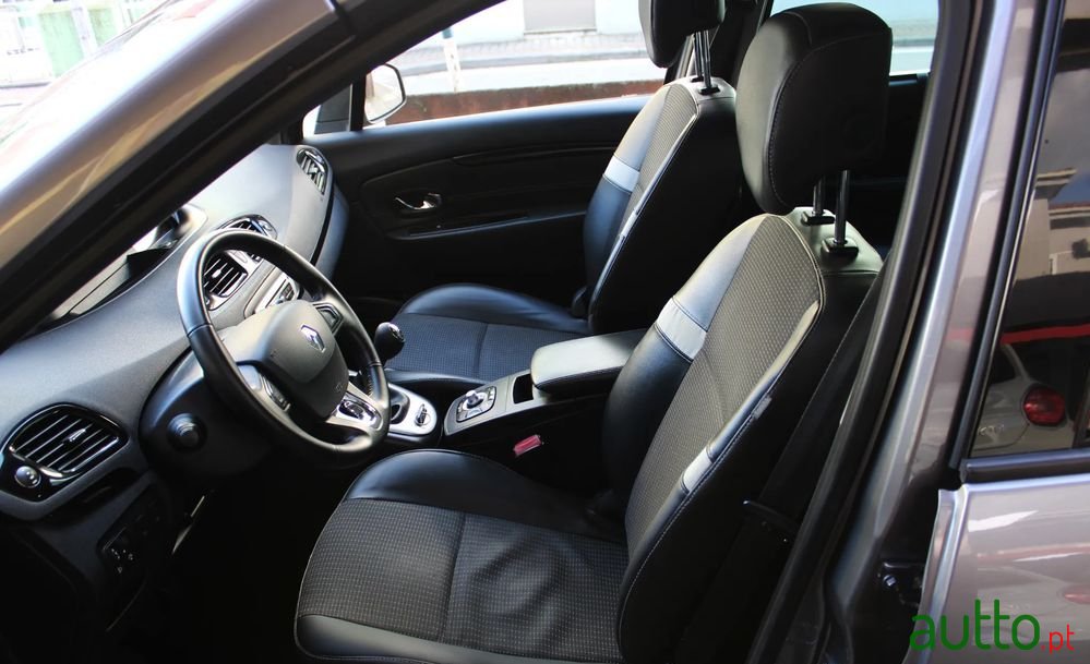 2016' Renault Grand Scenic photo #5