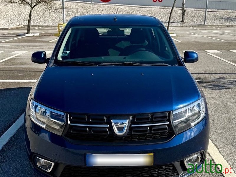 2017' Dacia Sandero Comfort photo #2
