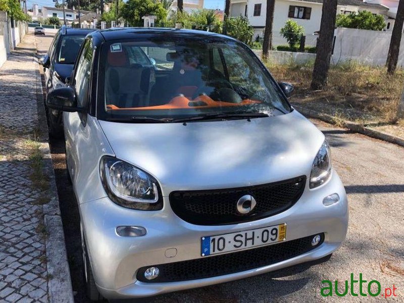 2015' Smart Fortwo photo #3