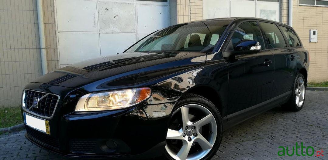 2009' Volvo V70 photo #1