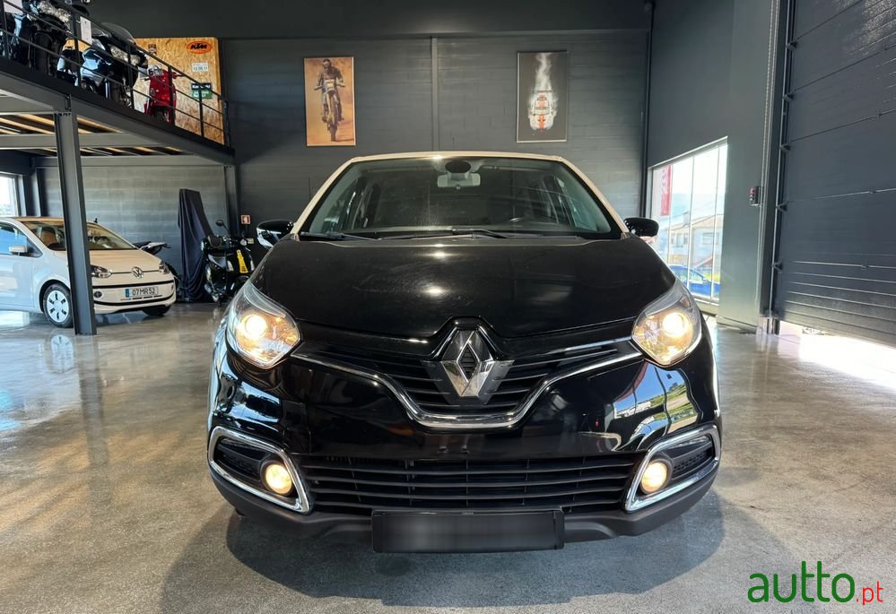 2014' Renault Captur photo #1