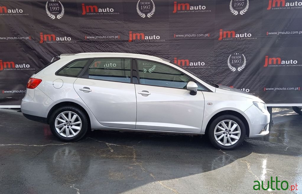 2015' SEAT Ibiza St photo #1