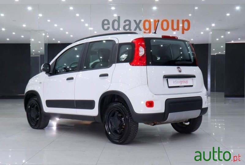 2020' Fiat Panda photo #4