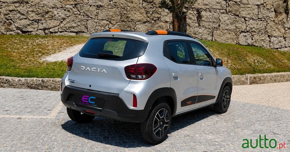2023' Dacia Spring Electric 45 Comfort Plus photo #3