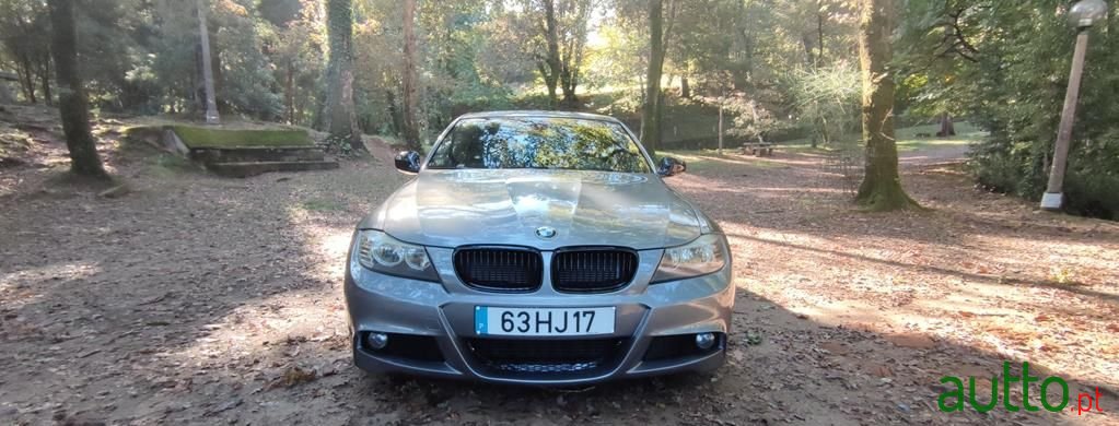 2009' BMW 320 photo #2