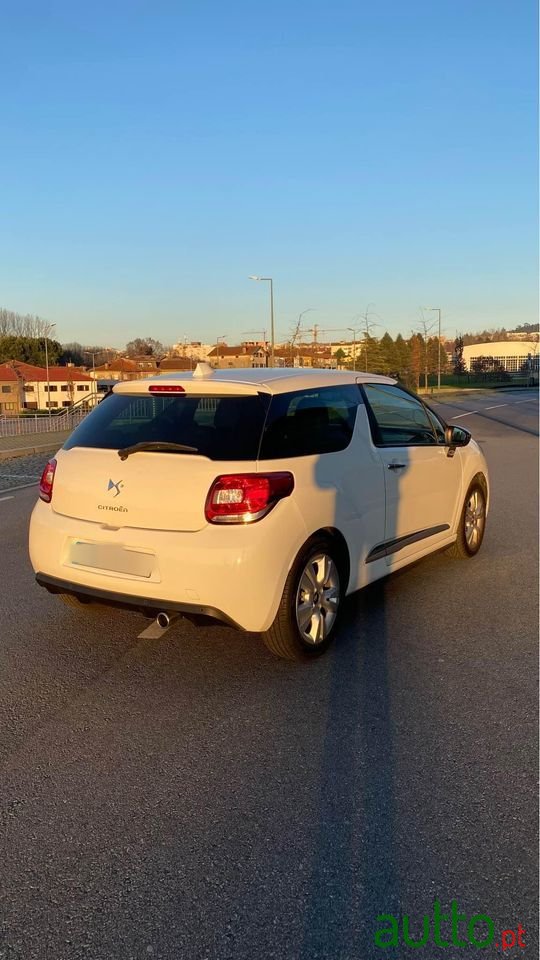 2010' Citroen DS3 photo #5