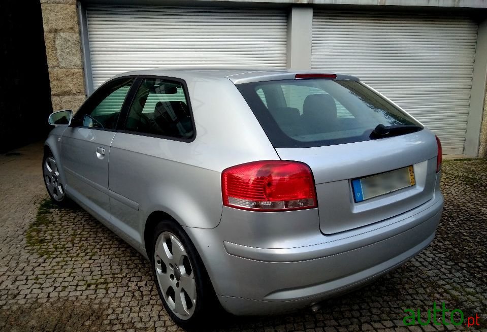 2004' Audi A3 Sport photo #2