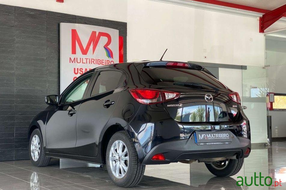 2017' Mazda 2 photo #2