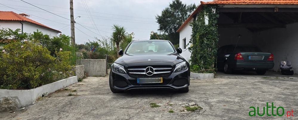 2015' Mercedes-Benz Classe C photo #2