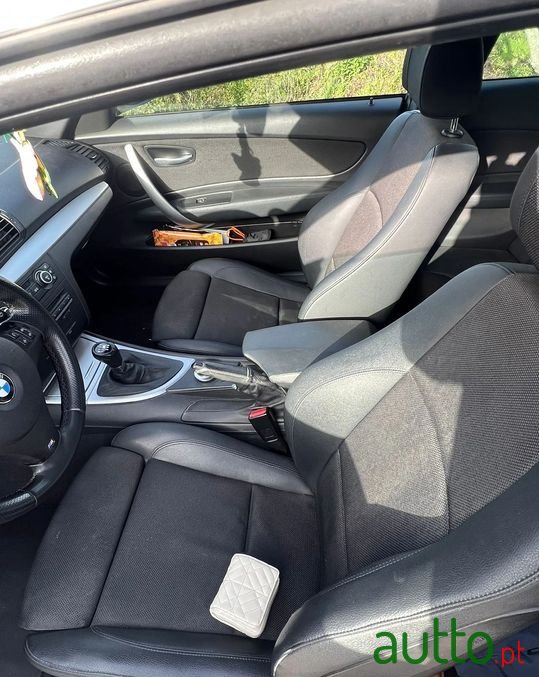 2008' BMW 120 photo #3