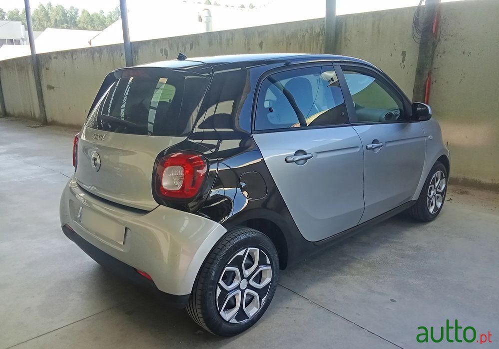 2015' Smart Forfour 1.0 Passion 71 photo #3