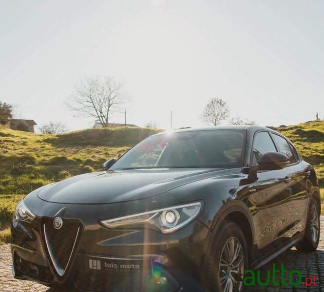 2020' Alfa Romeo Stelvio 2.2 D Super At8 photo #1