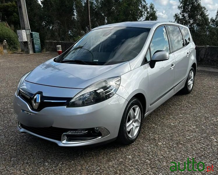 2014' Renault Grand Scenic photo #1