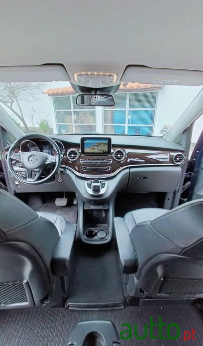 2016' Mercedes-Benz V-250 photo #4