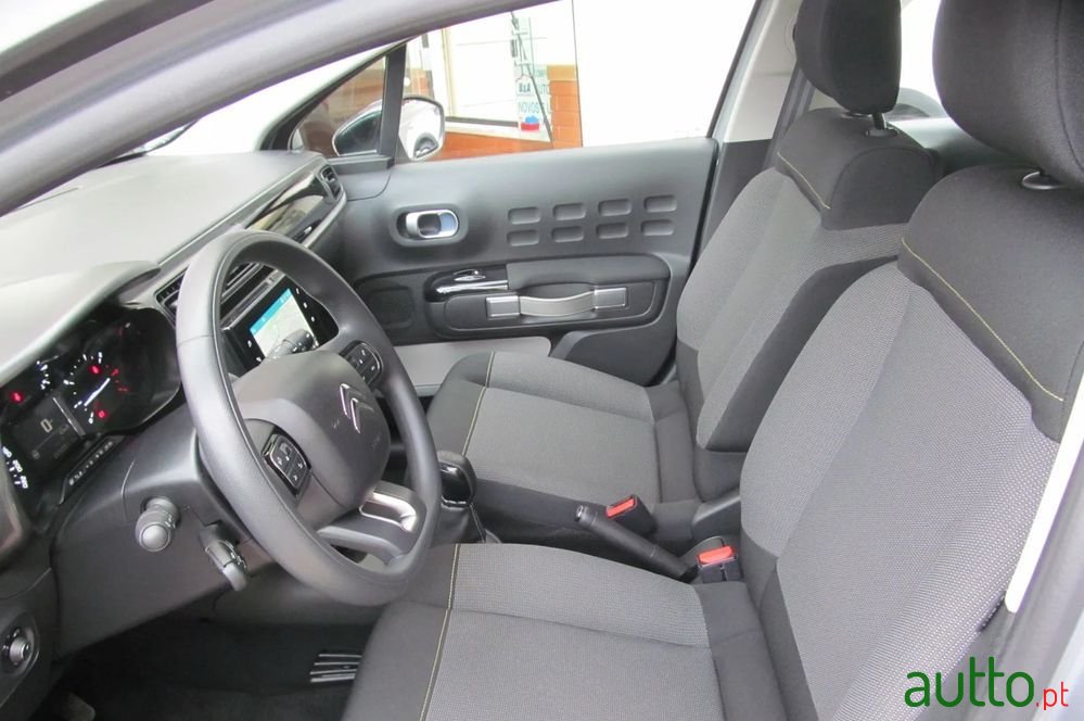 2020' Citroen C3 photo #6